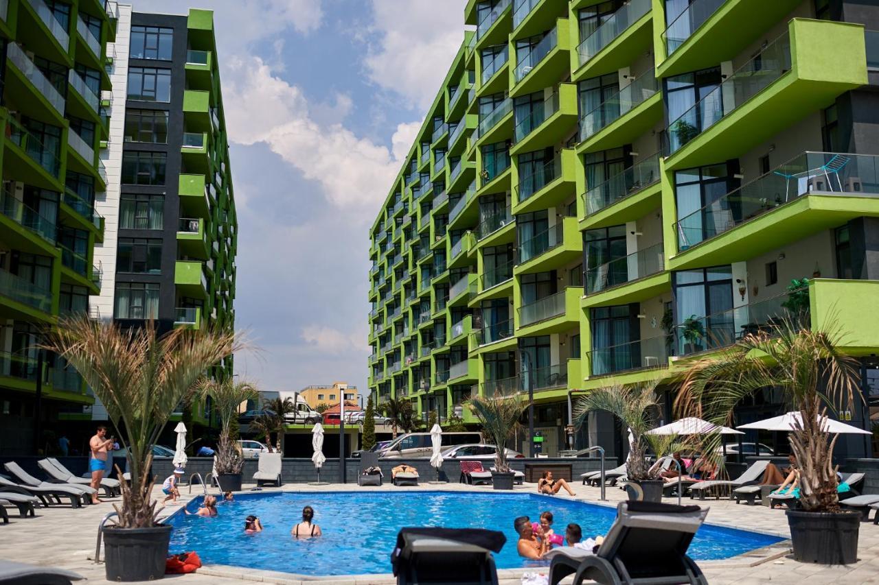 Sunfest Aparthotel Pool & Spa Mamaia Nord Navodari Exterior photo